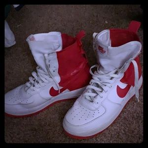 red and white size 9 sf af 1